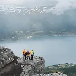 Trolltunga Basic * Tyssedal